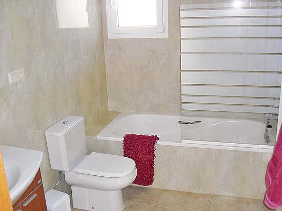 Geweldige familiewoning en top-verhuurobject, vlakbij Moraira en strand