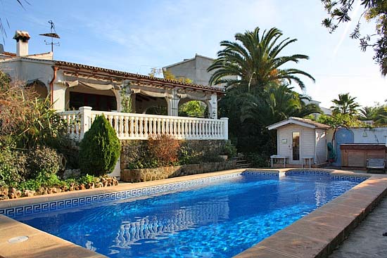 Een zeer luxe woning aan de rand van Moraira