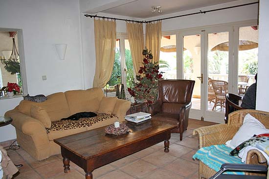 Een zeer luxe woning aan de rand van Moraira